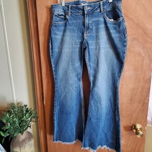 WRANGLER FLARE LEGS RAW HEM. 13/14 X 30 DENIM JEANS WESTERN